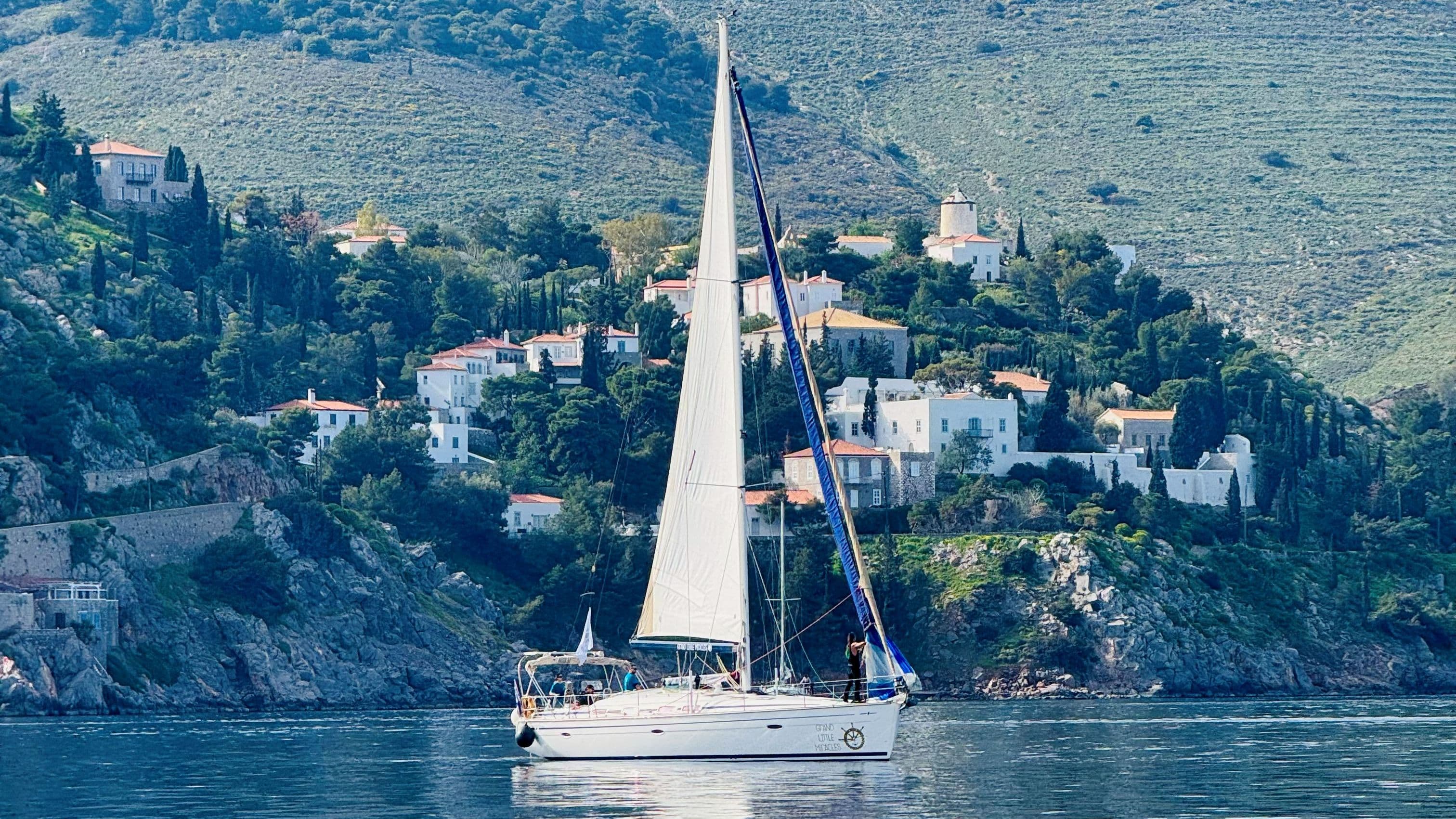 Glimpse over the Hydra Regatta 2025 fleet